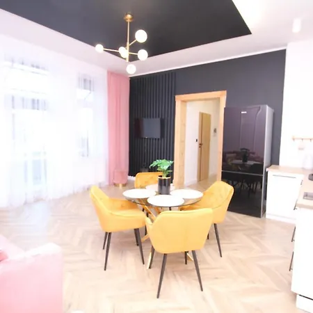 Przytulny * Szczawno-Zdroj