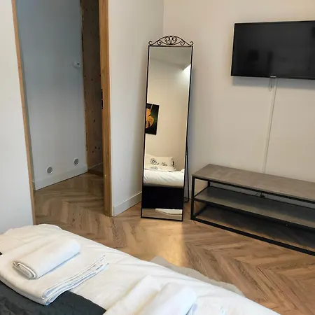 Przytulny * Szczawno-Zdroj